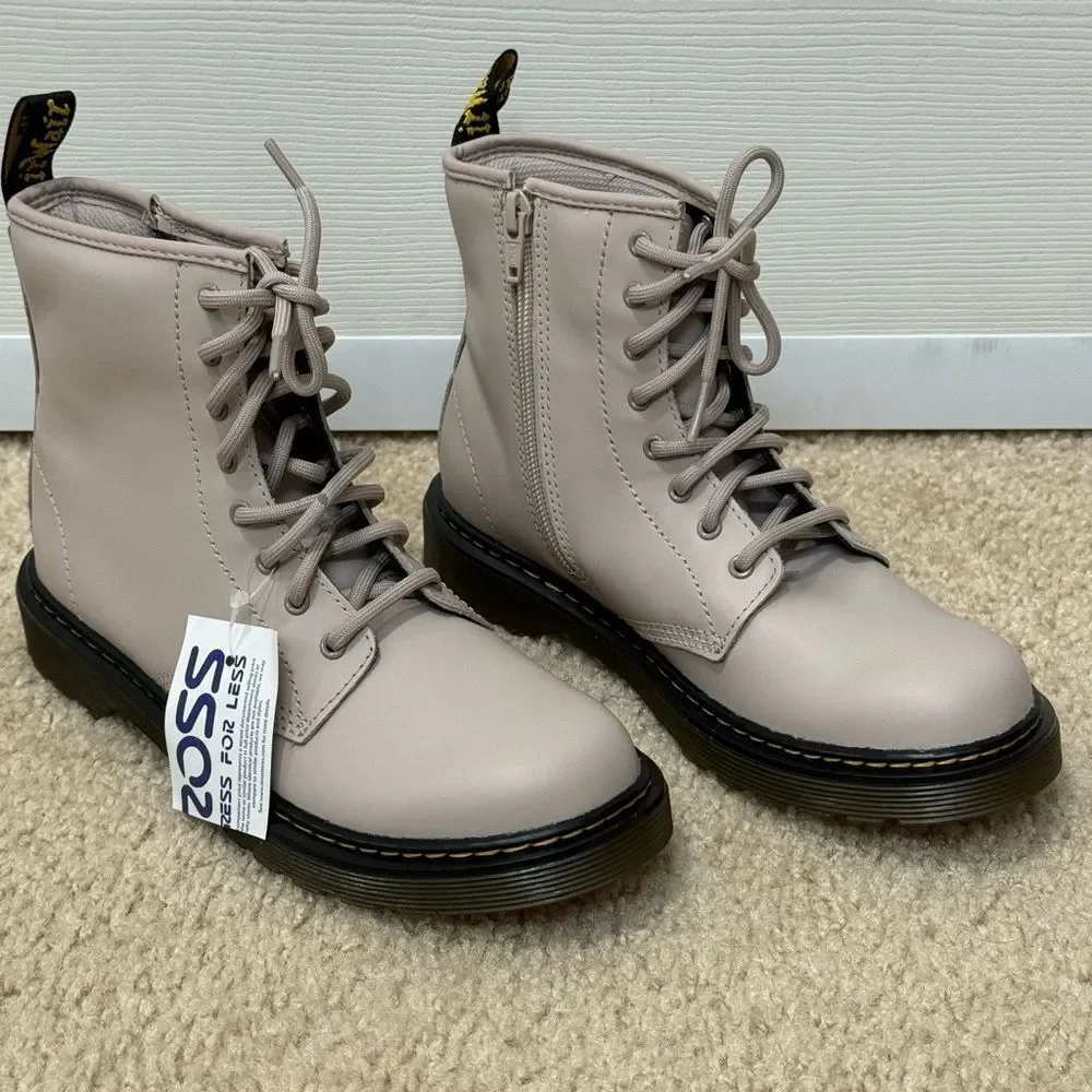 NWT Dr. Martens 1460 Big Kid Girls' Combat Boot Taupe Sz 2